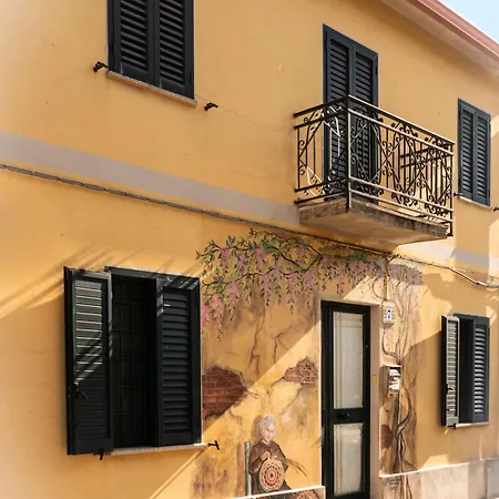 Sa Domu De Ladiri - Matrimoniale Con Giardino Bed & Breakfast *