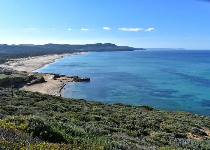 Sa Domu De Ladiri - Matrimoniale Con Giardino Bed & Breakfast 3*